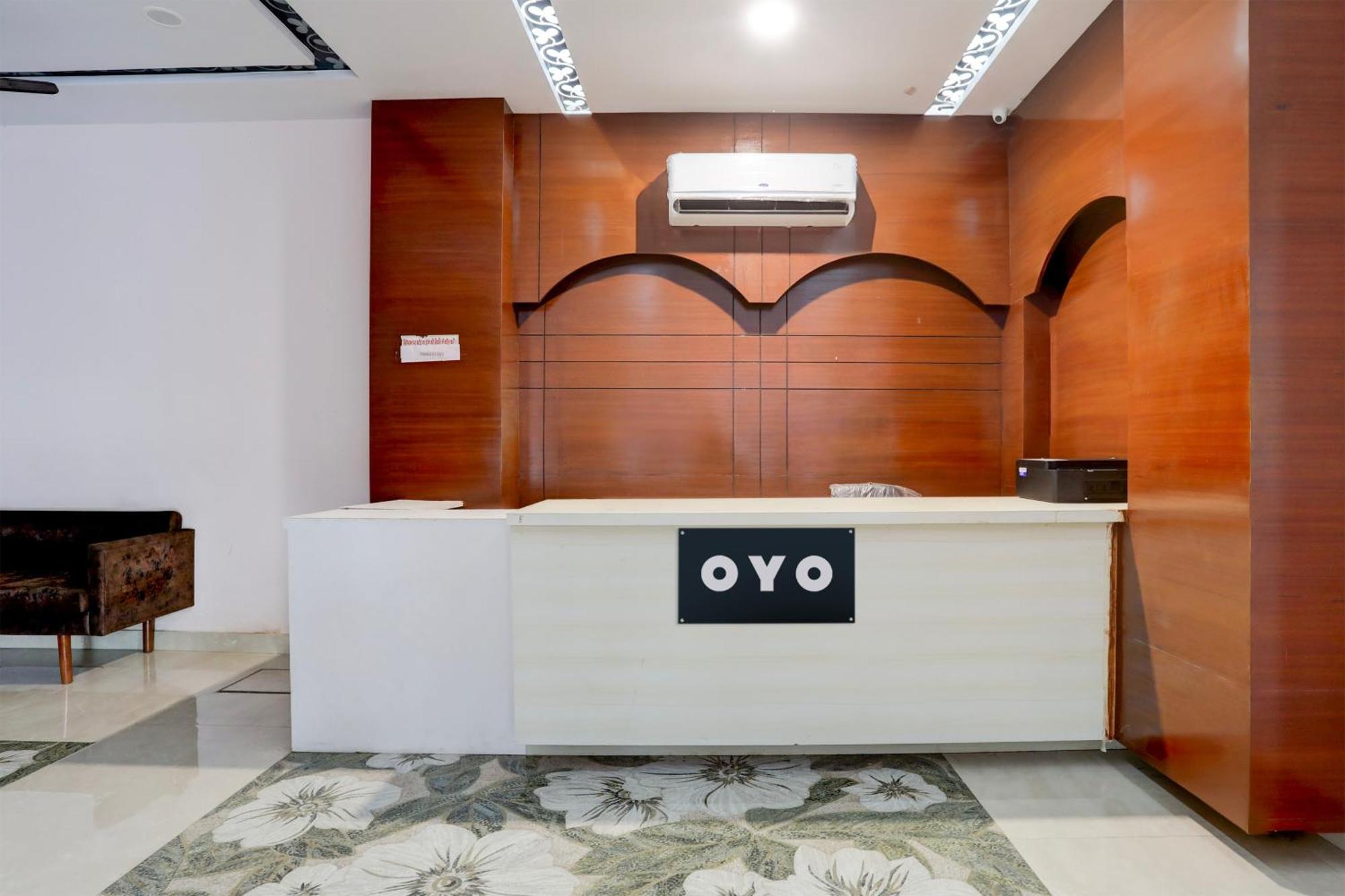 Hotel O Rana Hotel & Restaurant Meerut Esterno foto