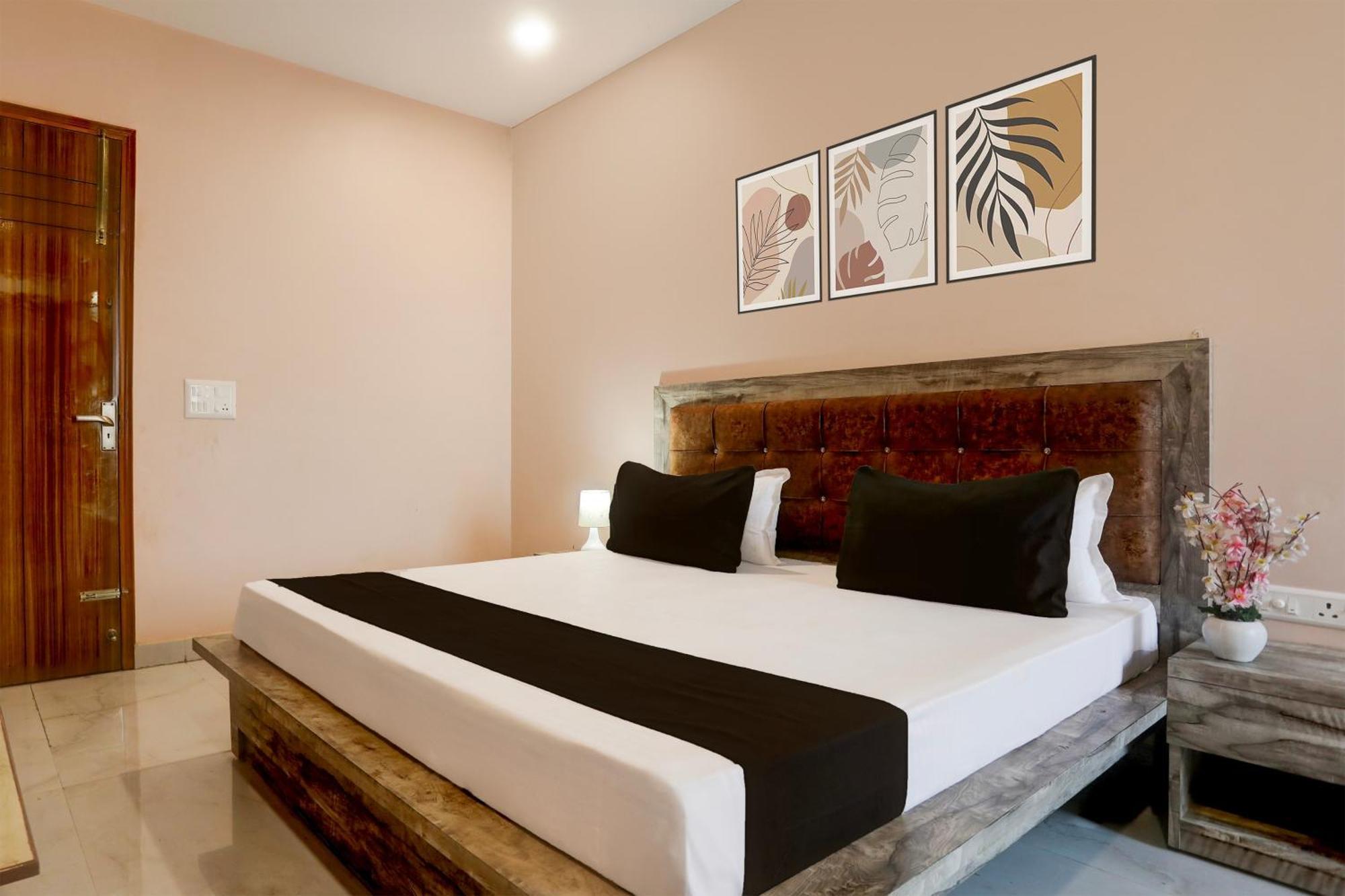 Hotel O Rana Hotel & Restaurant Meerut Esterno foto