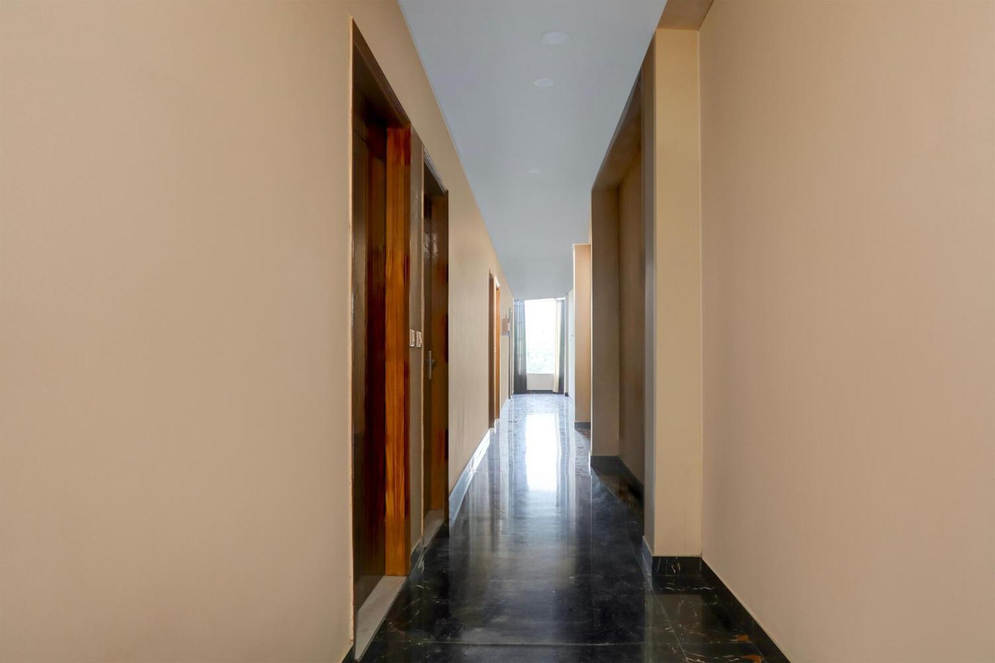 Hotel O Rana Hotel & Restaurant Meerut Esterno foto